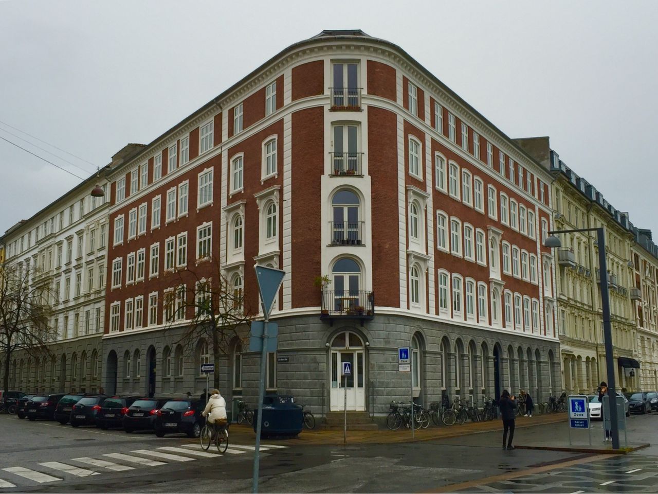 image 01